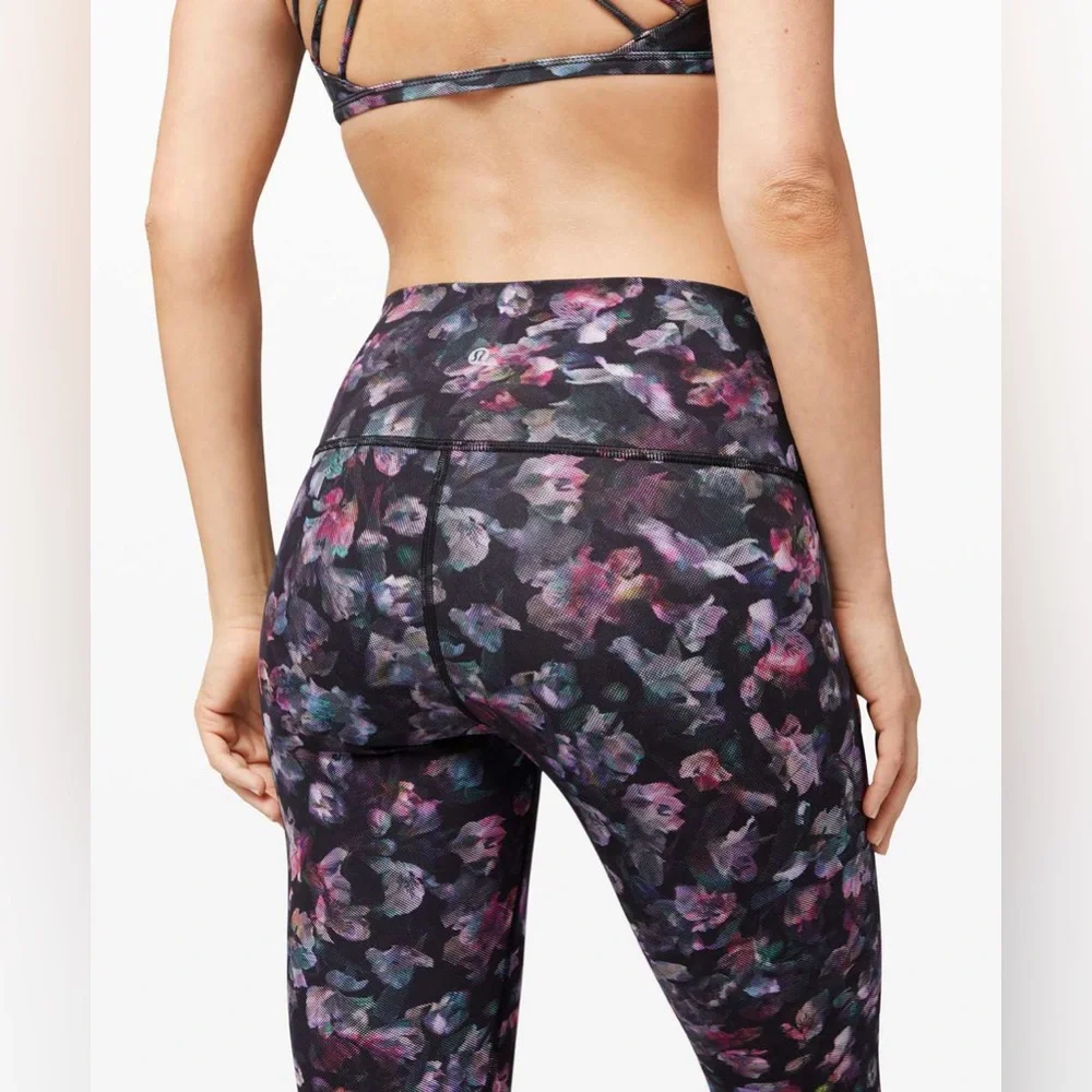 Lululemon Wunder Under High-Rise 28” Tight in Floral, size 2 - Picture 12 of 12